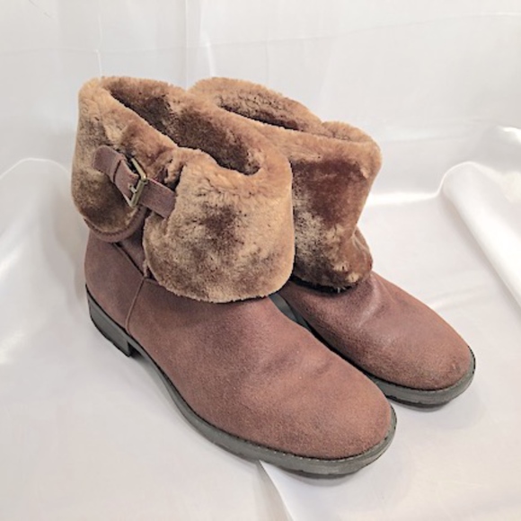 Bass Shoes - Bass Leather Brown fur ankle boots Sz 10M